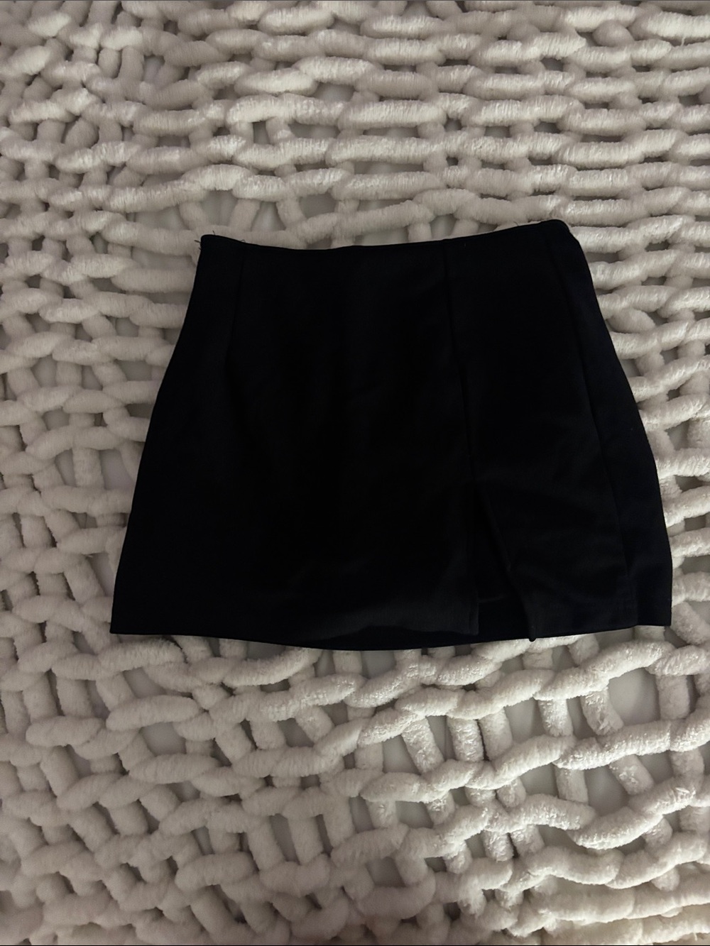 SHEIN Black Mini Skirt with Front Slit